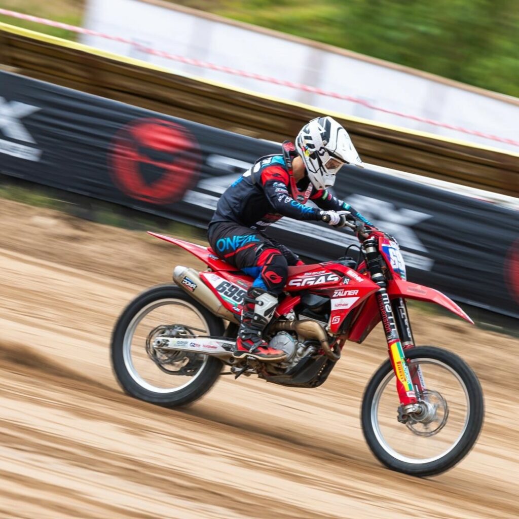 Elena Kapsamer, Motocross